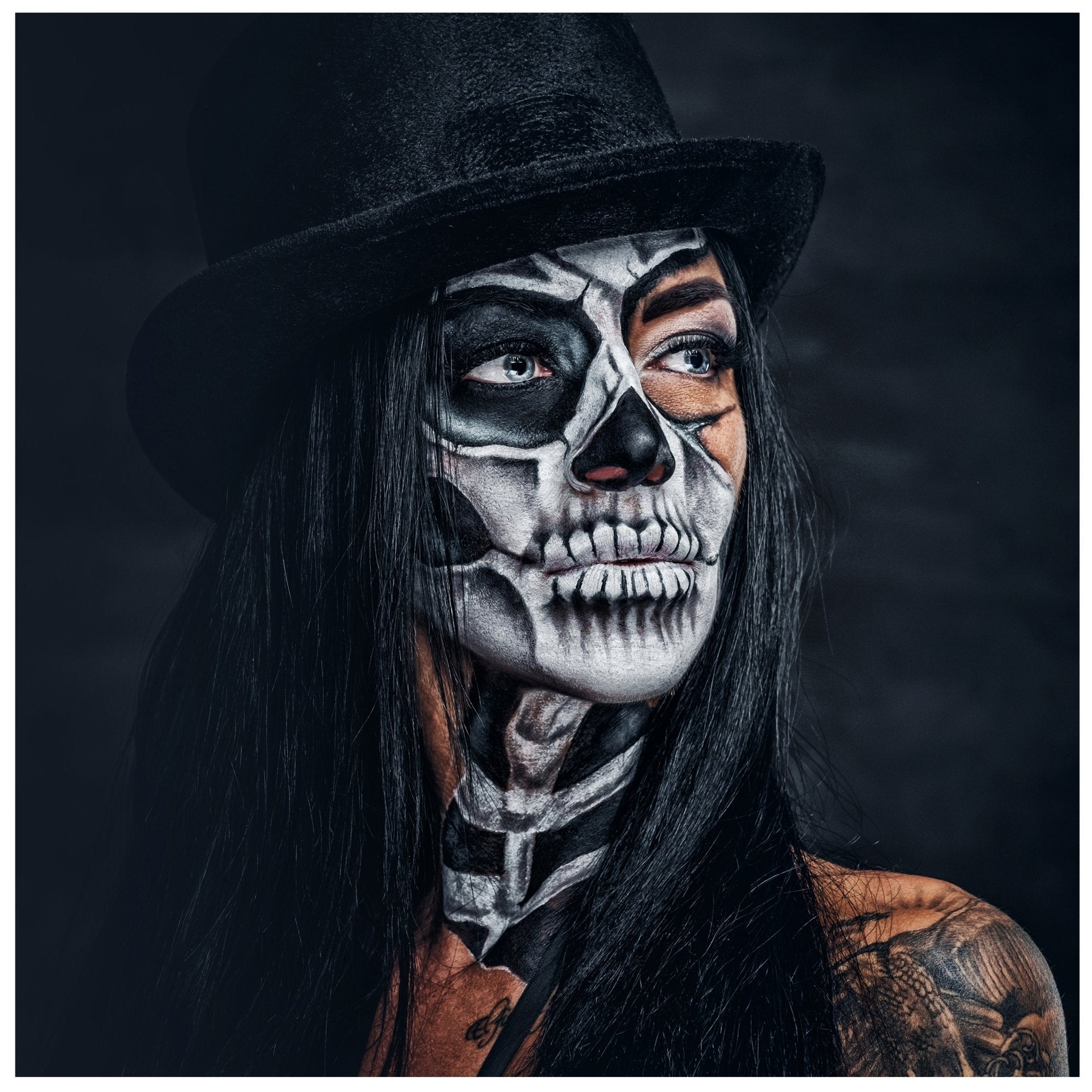 Quadratische Fototapete Frau mit Totenkopf M0033 - Bild 11 Quadratische Fototapete Frau mit Totenkopf M0033 - Bild 11