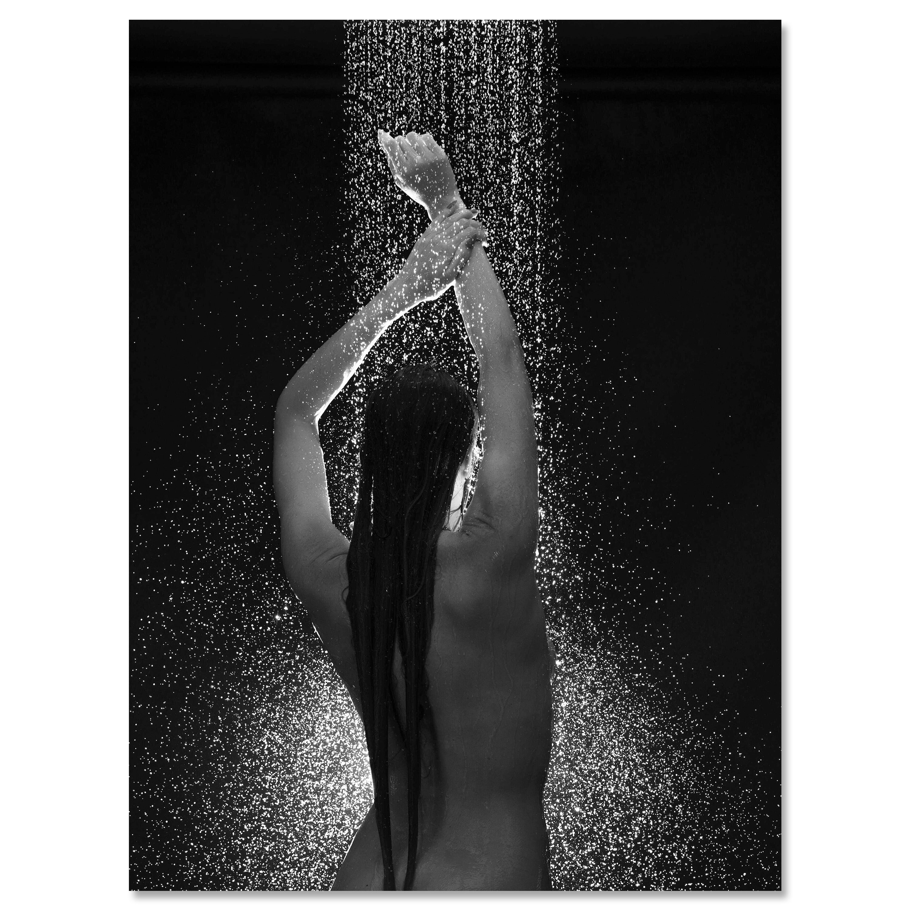 Leinwandbild starke Frauen, Hochformat, Frau unter der Dusche M0138 kaufen - Bild 1 Leinwandbild starke Frauen, Hochformat, Frau unter der Dusche M0138 kaufen - Bild 1