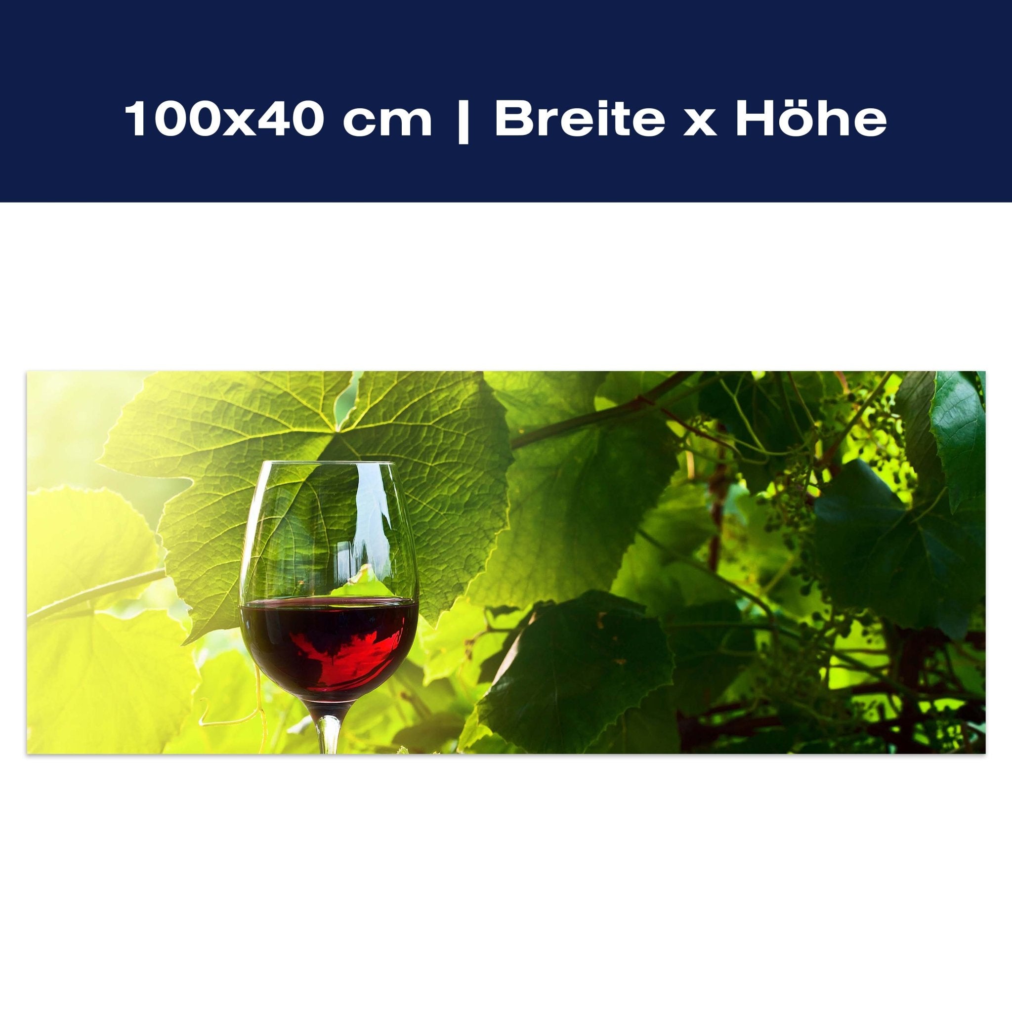 Leinwandbild Glas mit Rotwein im Weinberg M0830 Leinwandbild Glas mit Rotwein im Weinberg M0830