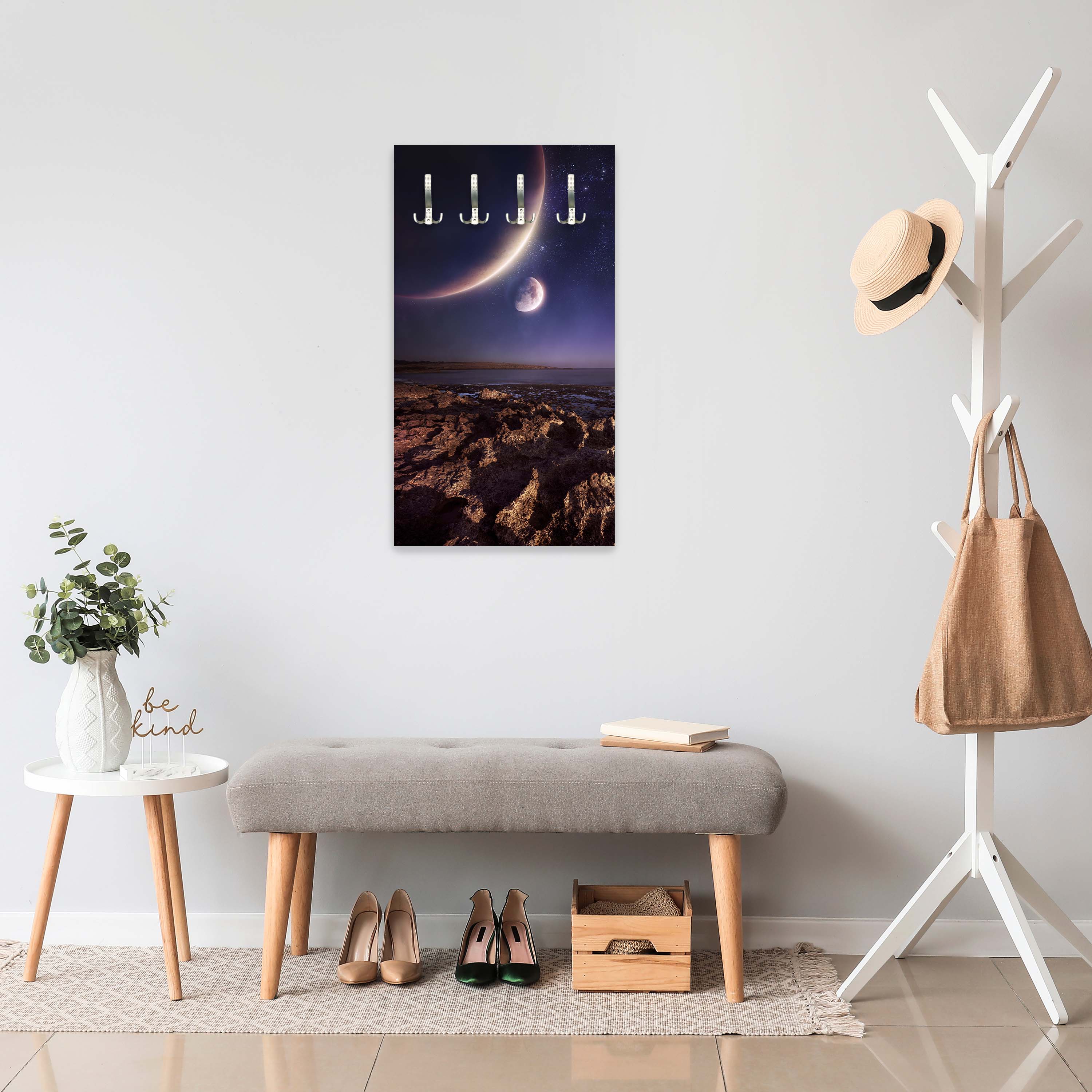 Garderobe Fremder Planet M0354 entdecken - Bild 3 Garderobe Fremder Planet M0354 entdecken - Bild 3