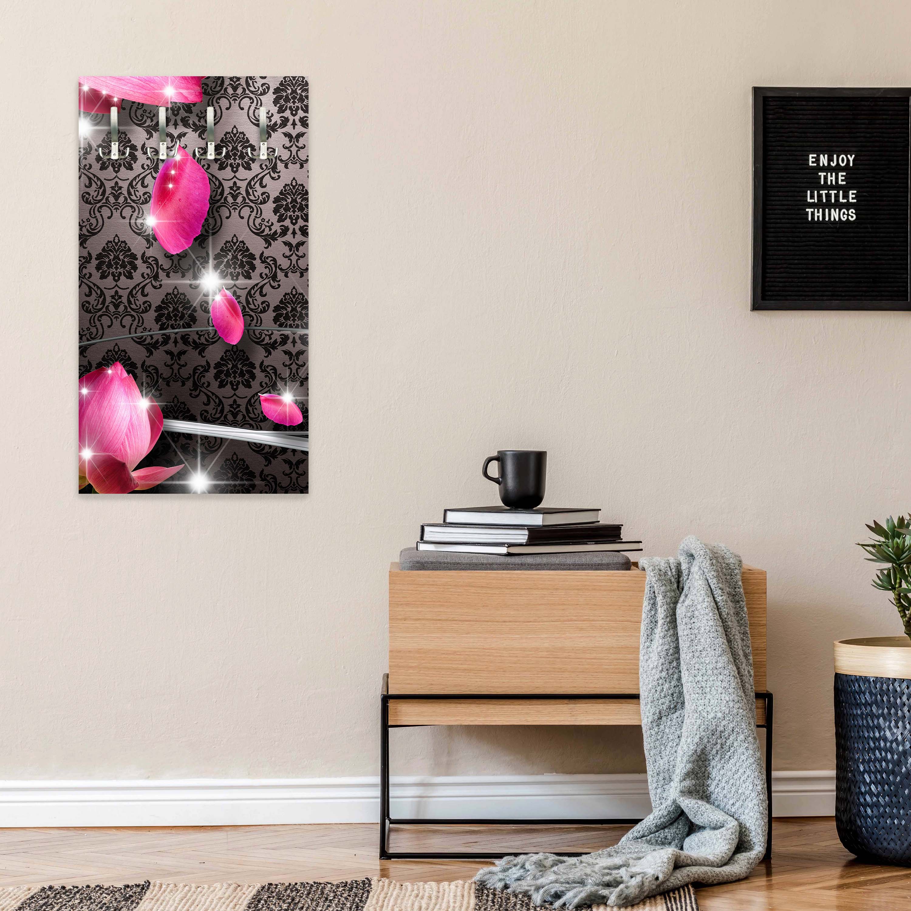 Garderobe Blüten Ornament M0545 entdecken - Bild 2 Garderobe Blüten Ornament M0545 entdecken - Bild 2