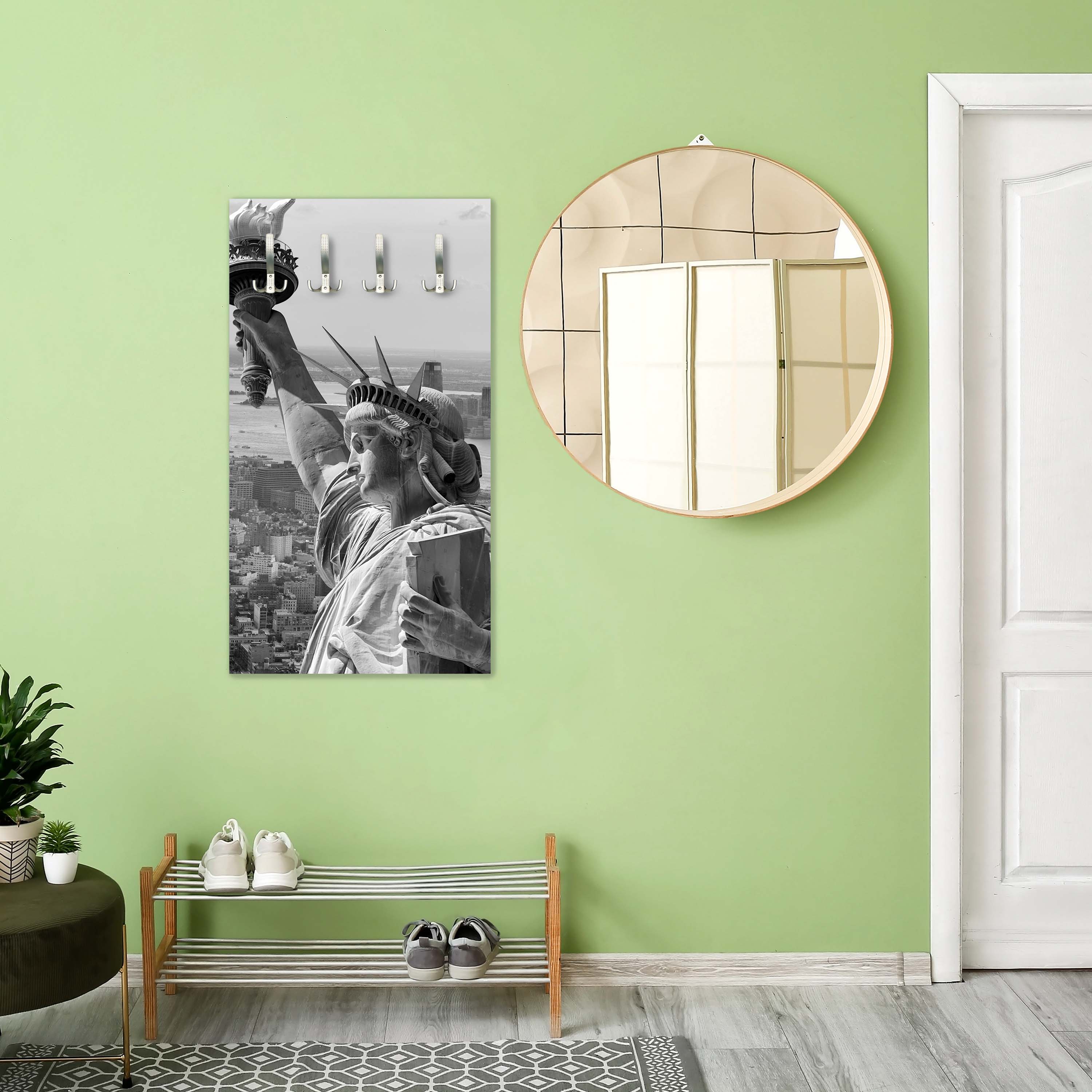 Garderobe Manhattan Liberty Statue M0727 entdecken - Bild 3 Garderobe Manhattan Liberty Statue M0727 entdecken - Bild 3