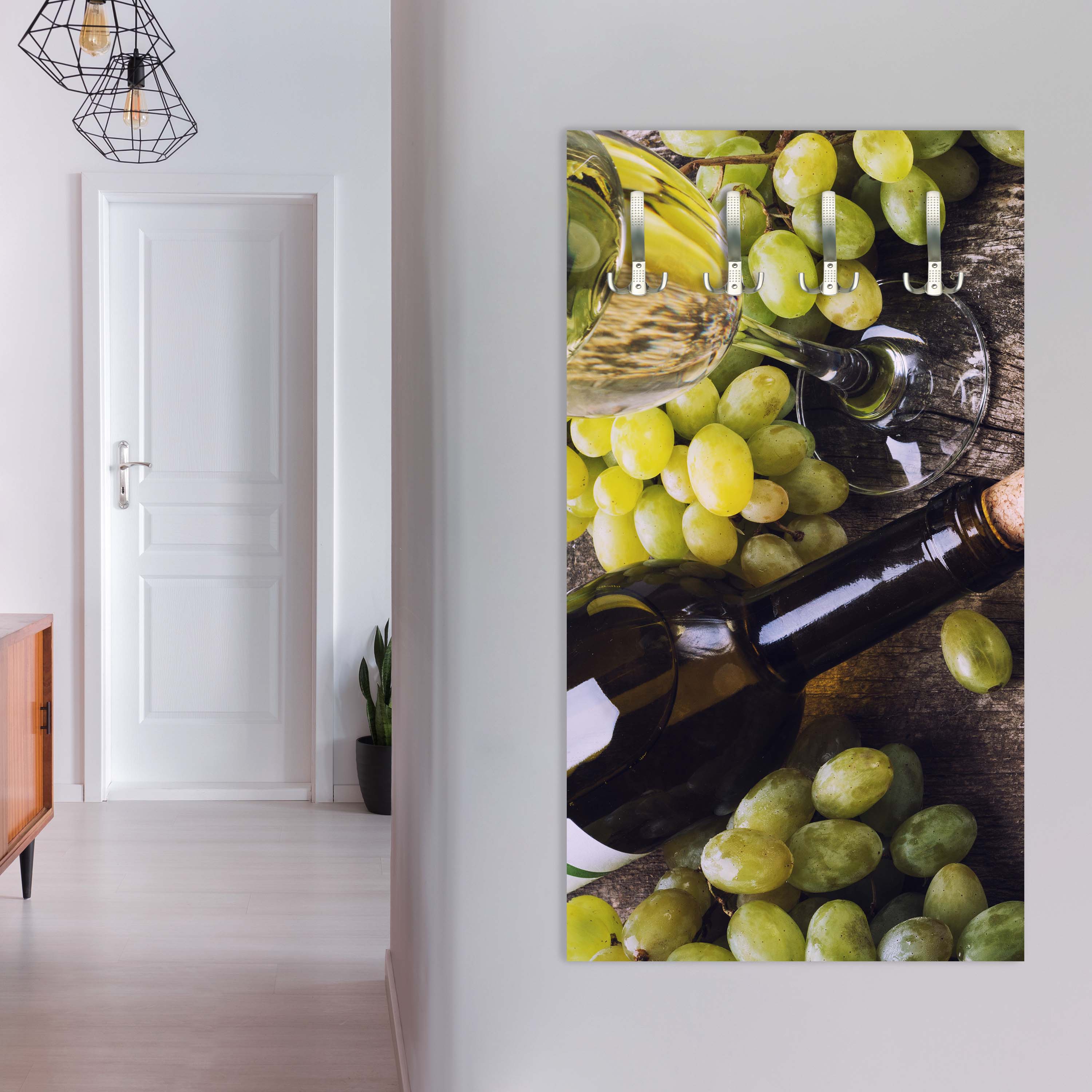 Garderobe Flasche Weißwein und Trauben auf einem alten Tisch M0838 entdecken - Bild 2 Garderobe Flasche Weißwein und Trauben auf einem alten Tisch M0838 entdecken - Bild 2