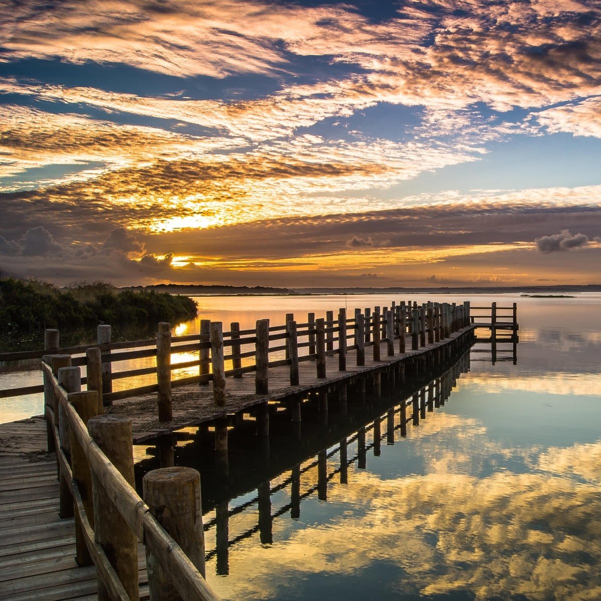 Beistelltisch Dock bei Sonnenuntergang M0903 entdecken - Bild 2 Beistelltisch Dock bei Sonnenuntergang M0903 entdecken - Bild 2